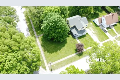 407 E Mulberry Street, Watseka, IL 60970 - Photo 8