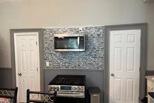 407 E Mulberry St, Watseka, IL 60970 - Photo 10