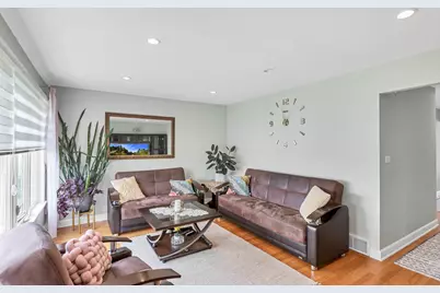7008 W Montrose Avenue, Norridge, IL 60706 - Photo 4