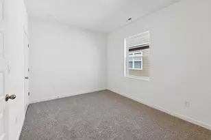 777 Plateau Dr, Pingree Grove, IL 60140 - Photo 12