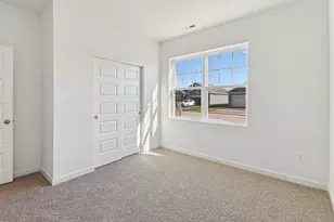 777 Plateau Dr, Pingree Grove, IL 60140 - Photo 6