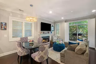 3238 N Kenmore Ave, Chicago, IL 60657 - Photo 2