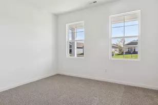 2572 Skye Dr, Pingree Grove, IL 60140 - Photo 4