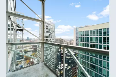 653 N Kingsbury Street #2004, Chicago, IL 60654 - Photo 4