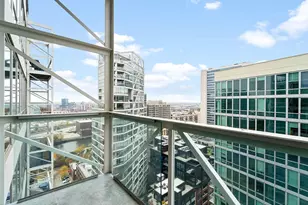 653 N Kingsbury St, Chicago, IL 60654 - Photo 4