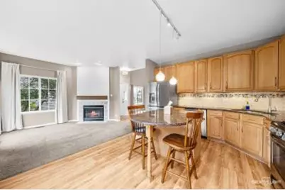 324 Abington Woods Drive #324, Aurora, IL 60502 - Photo 8