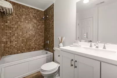 2943 N Lincoln Avenue #204, Chicago, IL 60657 - Photo 16