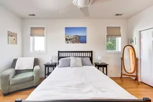 930 W Cuyler Ave, Chicago, IL 60613 - Photo 16