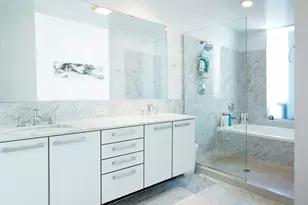 550 N St Clair St, Chicago, IL 60611 - Photo 20