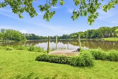 368 Hiawatha Drive, Lake in the Hills, IL 60156 - Photo 32