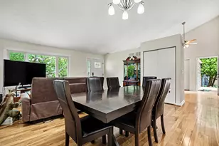 1132 Wishing Well Ln, Naperville, IL 60564 - Photo 4