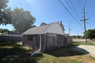 414 E 8th St, Rock Falls, IL 61071 - Photo 22