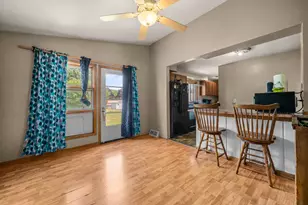 7125 Toms Rd, Rockford, IL 61101 - Photo 8