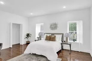 6840 S Cregier Ave, Chicago, IL 60649 - Photo 12