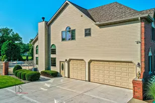 1638 Timber Ln, Ottawa, IL 61350 - Photo 6