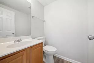 2264 Daybreak Dr, Aurora, IL 60503 - Photo 10