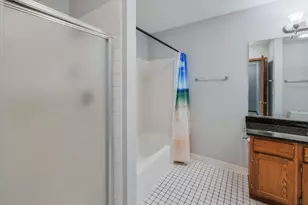804 N Tamarac Blvd, Addison, IL 60101 - Photo 20