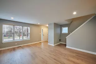 1506 E 72nd Pl, Chicago, IL 60619 - Photo 4
