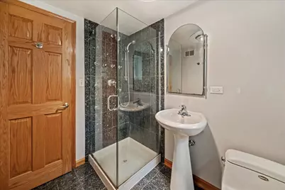 3715 Greenleaf Street, Skokie, IL 60076 - Photo 18