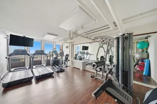100 E Walton St, Chicago, IL 60611 - Photo 14