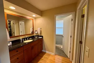 2736 Covert Rd, Glenview, IL 60025 - Photo 14
