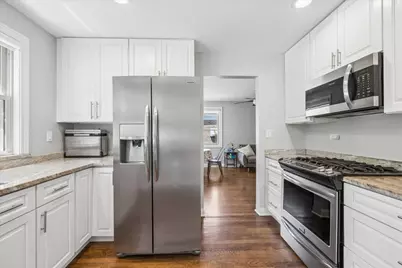7542 W Bryn Mawr Avenue, Chicago, IL 60631 - Photo 8