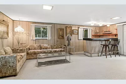 8501 W Normal Avenue, Niles, IL 60714 - Photo 18