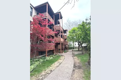 346 N Austin Boulevard #G, Oak Park, IL 60302 - Photo 4