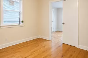 1014 Garnett Pl, Evanston, IL 60201 - Photo 2