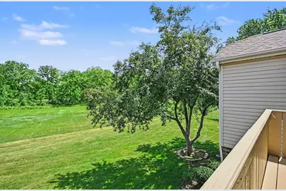 5235 Rockpointe Court #5235, Gurnee, IL 60031 - Photo 12