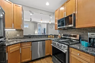 1507 W Chestnut St, Chicago, IL 60642 - Photo 12