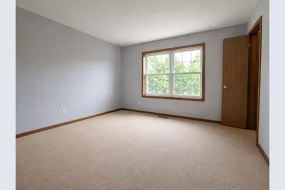 2054 Mission Hills Drive, Elgin, IL 60123 - Photo 12