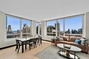 33 W Ontario St, Chicago, IL 60654 - Photo 10