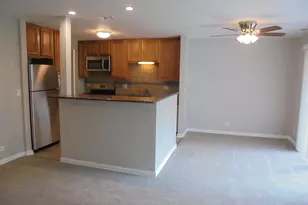4730 Calvert Dr, Rolling Meadows, IL 60008 - Photo 8