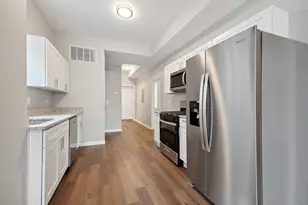 6122 S Champlain Ave, Chicago, IL 60637 - Photo 4