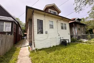 7949 S Manistee Ave, Chicago, IL 60617 - Photo 12