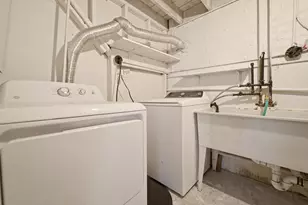 10817 S Ave G, Chicago, IL 60617 - Photo 20