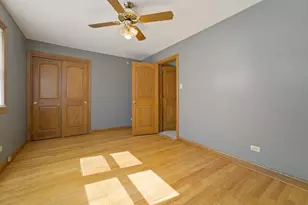 10817 S Ave G, Chicago, IL 60617 - Photo 12