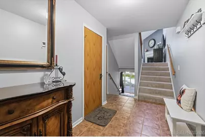 805 N First Street, Elburn, IL 60119 - Photo 4