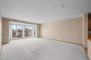 100 N Bokelman St, Roselle, IL 60172 - Photo 10