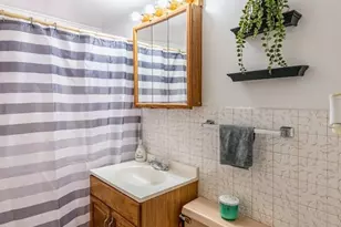 1617 N 35th Ave, Melrose Park, IL 60160 - Photo 12