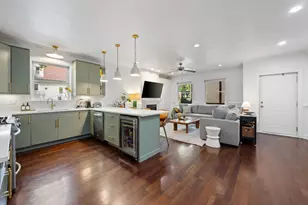 2219 N Campbell Ave, Chicago, IL 60647 - Photo 12