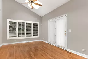1035 Sheringham Dr, Naperville, IL 60565 - Photo 12