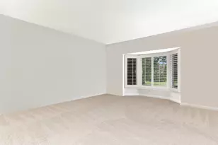 1035 Sheringham Dr, Naperville, IL 60565 - Photo 16
