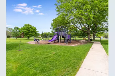 1035 Sheringham Drive, Naperville, IL 60565 - Photo 46