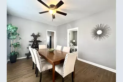 7113 Clarendon Hills Road, Darien, IL 60561 - Photo 8