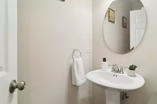 2313 Avalon Dr, Buffalo Grove, IL 60089 - Photo 14
