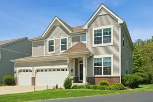 2313 Avalon Dr, Buffalo Grove, IL 60089 - Photo 1