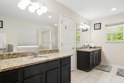 2313 Avalon Drive, Buffalo Grove, IL 60089 - Photo 20