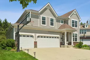 2313 Avalon Dr, Buffalo Grove, IL 60089 - Photo 2